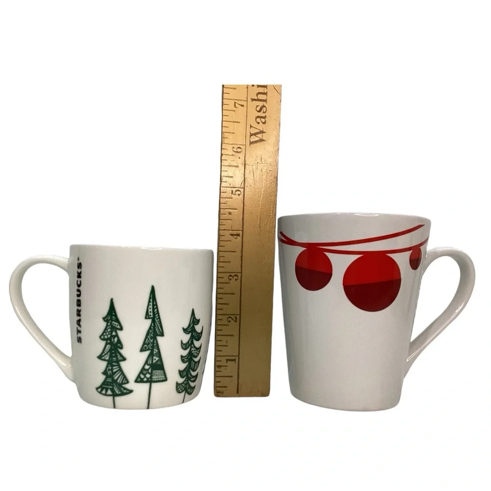2 Starbucks Christmas Holiday Coffee Mug Tea‎ Cups